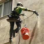 Stone facade screws and dowels