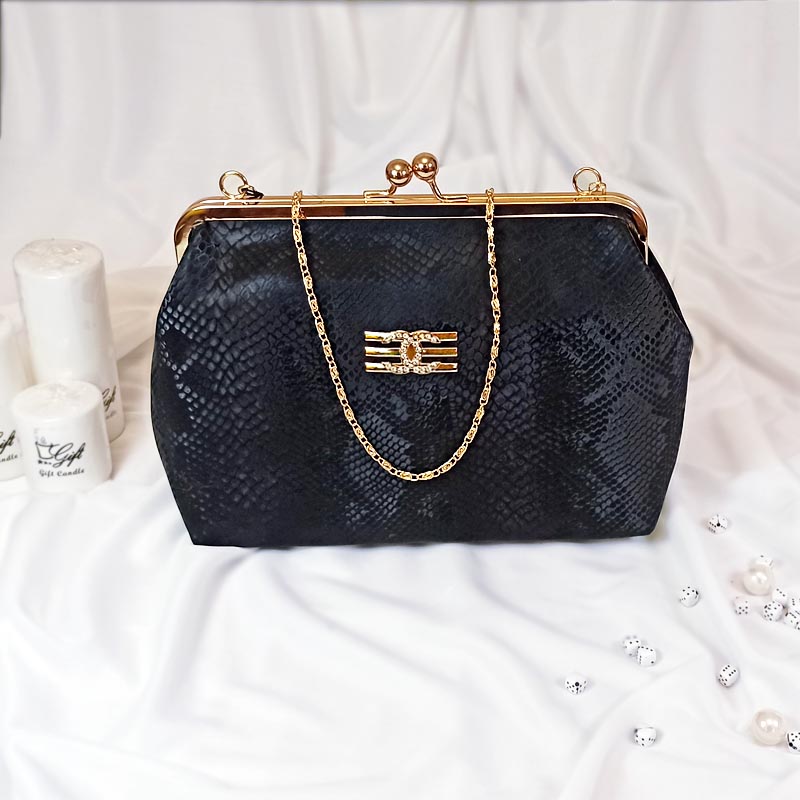 کیف زنانه مجلسی شنل مشکی