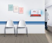 Advertising-beauty-clinic-with-mobile-charging-station